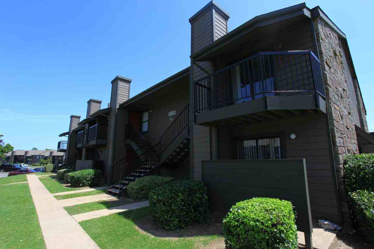 Hickory Grove Apartments 1101 W Houston St, Broken Arrow, OK 74012