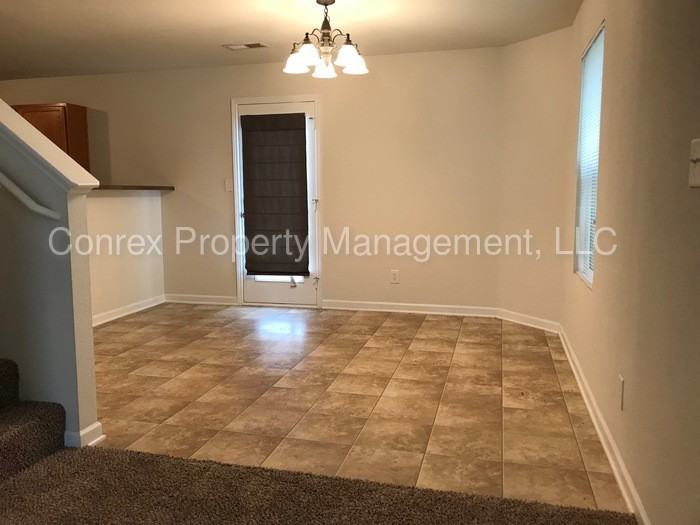 157 Cloverbrook Dr - Photo 3 of 13