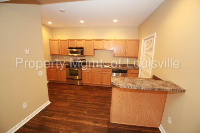 10308 Dorsey Village Dr - Photo 2 of 10