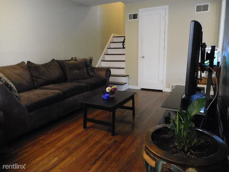 511 Rhode Island St - Photo 2 of 15