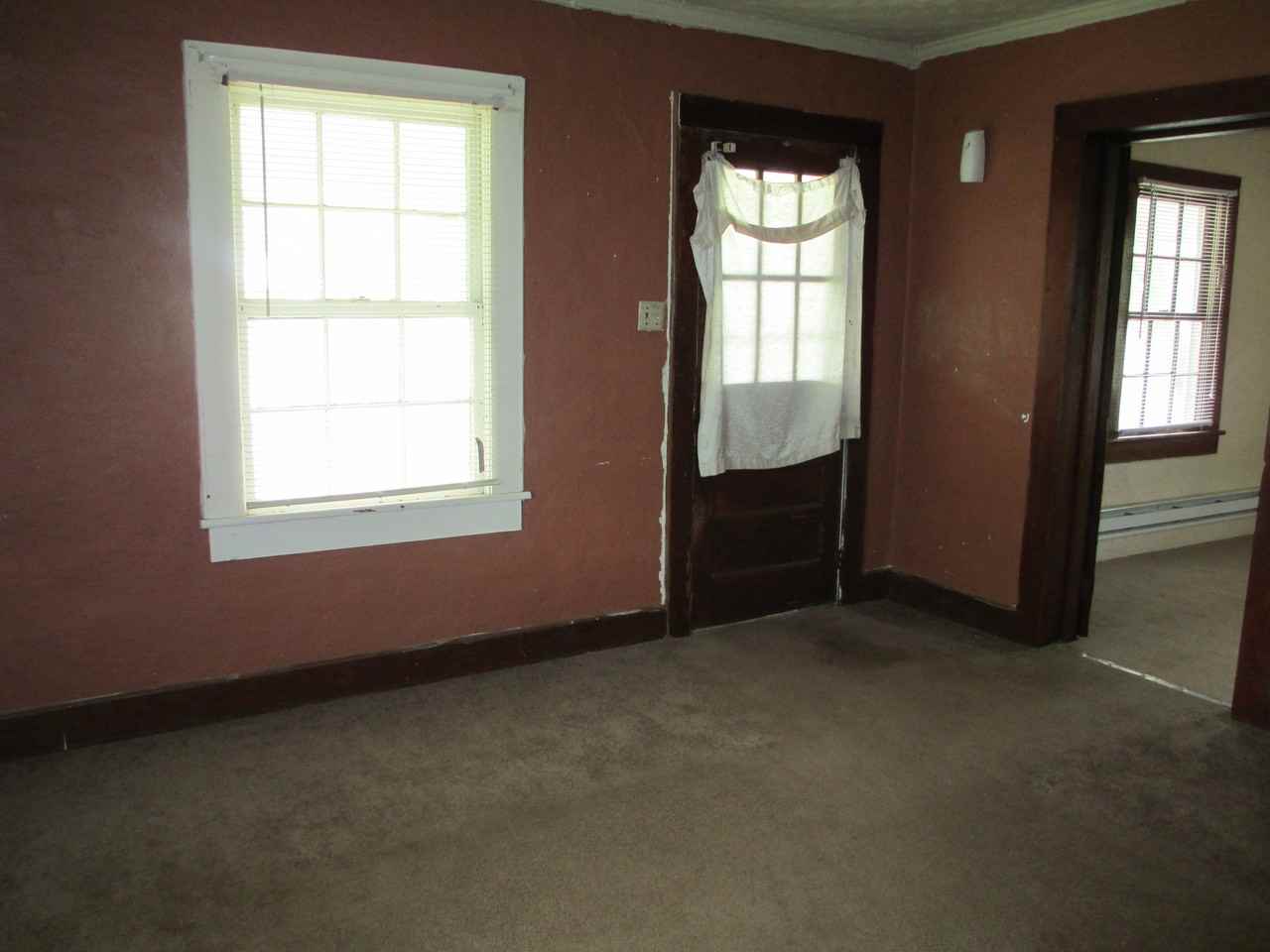 1018 Coburn St - Photo 2 of 10