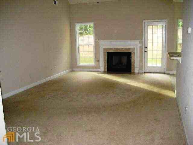 103 Peyton Ct - Photo 3 of 9