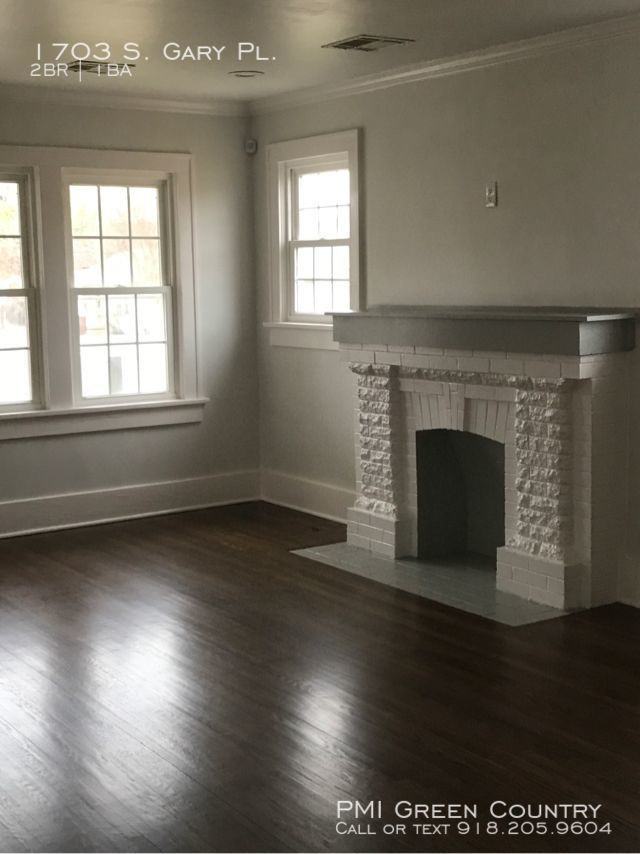 1703 S Gary Pl - Photo 2 of 12