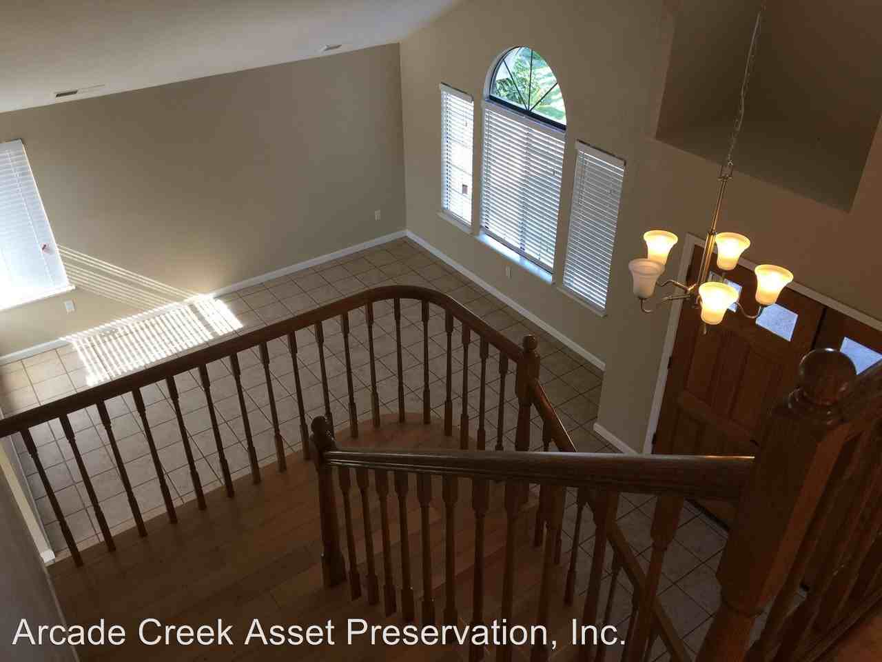 172 Stonington Way - Photo 2 of 15