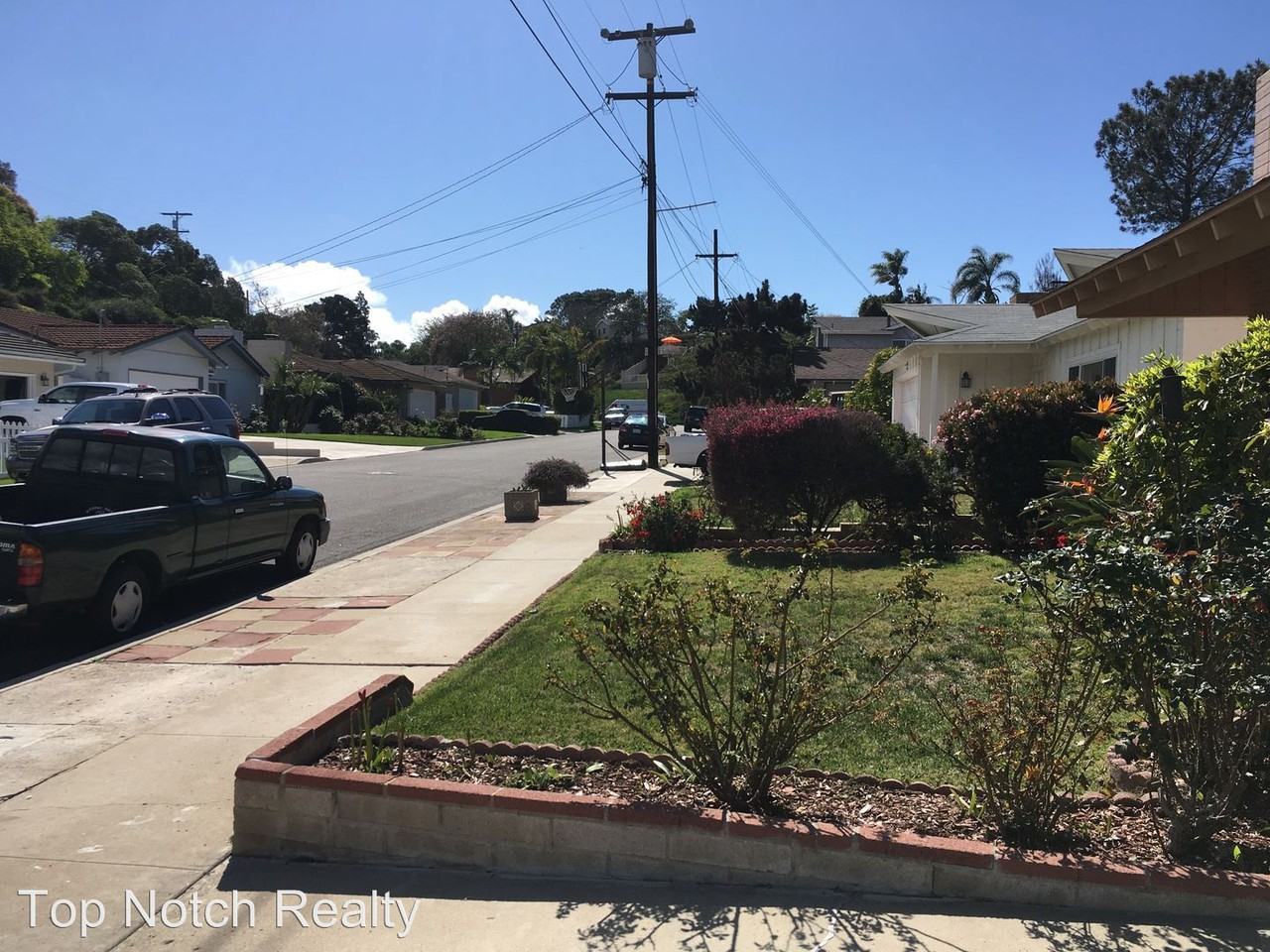 3004 Wing St - Photo 2 of 13