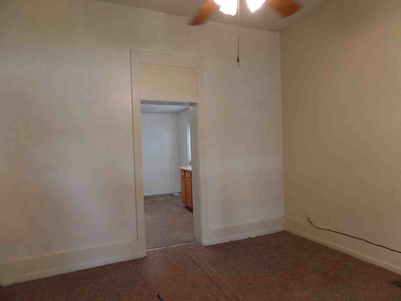 7762 Main St - Photo 2 of 7