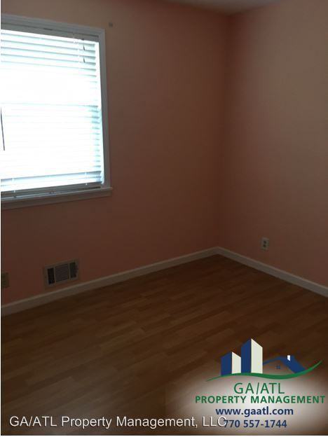 1220 Ridge Rd - Photo 3 of 5