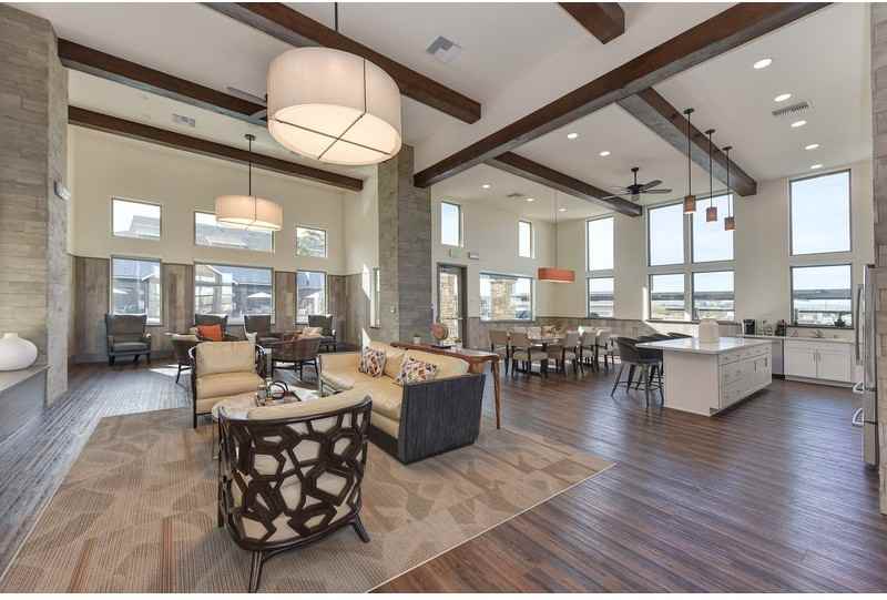 Gateway Crossing - Photo 2 of 25