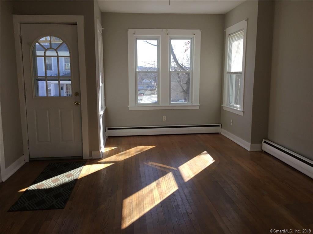 72 Linden St - Photo 2 of 20
