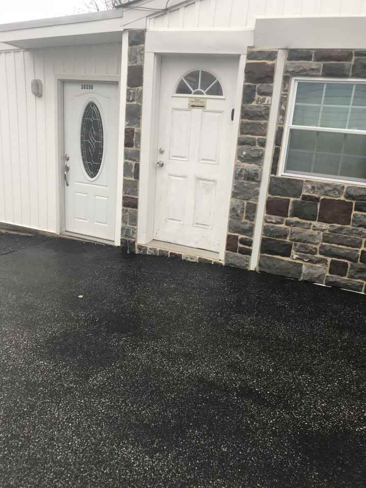 3039 Foulk Rd - Photo 2 of 11