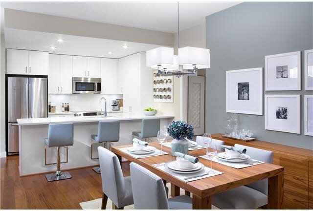 403 54a St - Photo 2 of 12