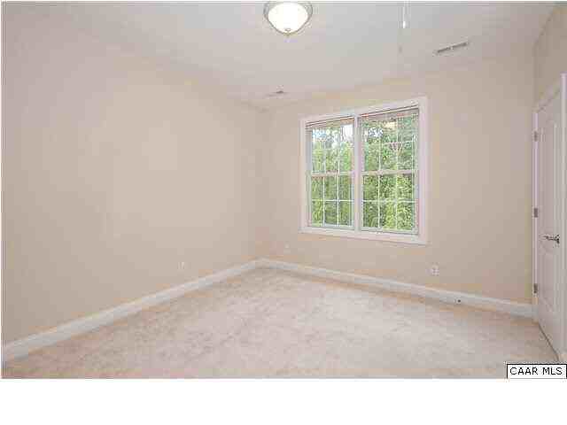 166 Brookwood Dr - Photo 3 of 14