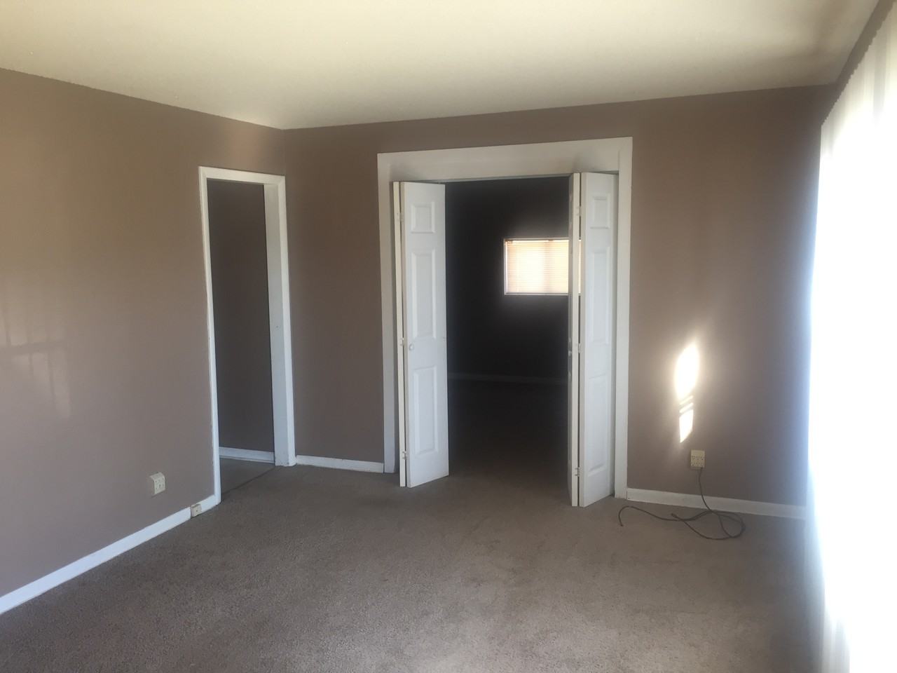 4208 E 115th St - Photo 2 of 11