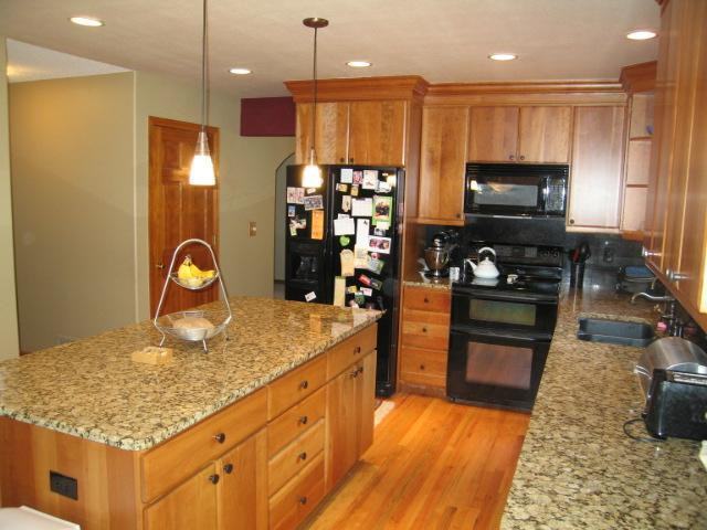 7055 S Parfet St - Photo 3 of 6