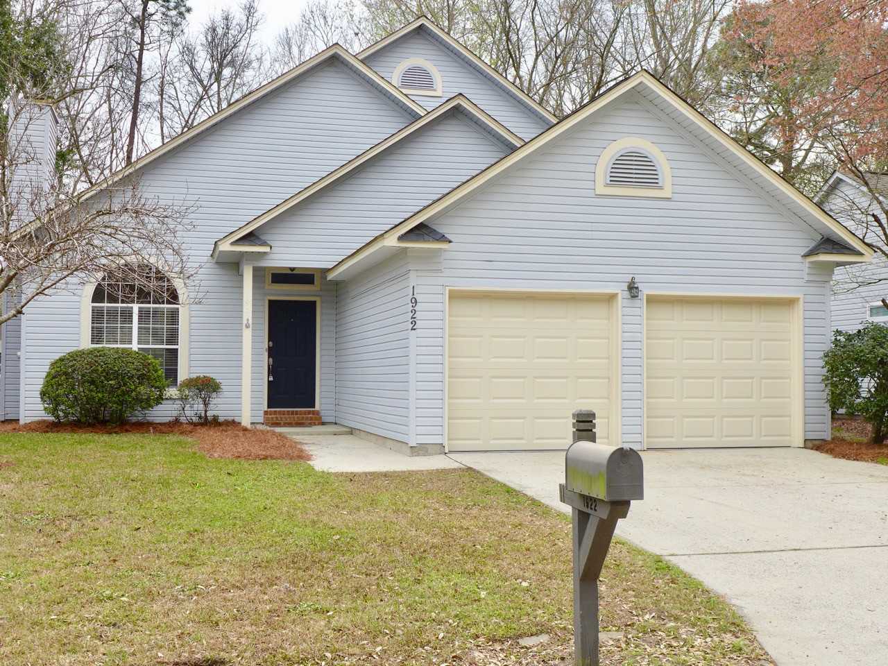 1922 Trimbleston Pl - Photo 2 of 31