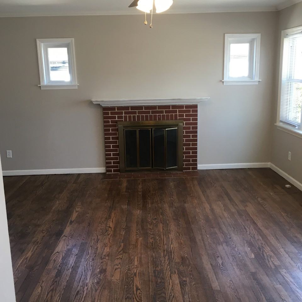 1105 Irvington Ct - Photo 3 of 8