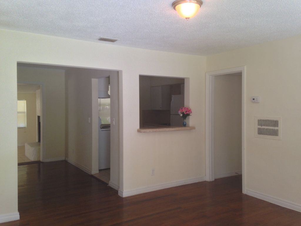 3740 W Ballejo Ct - Photo 2 of 7
