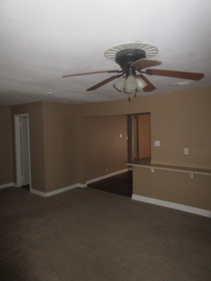 5921 Peggy Dr - Photo 2 of 4