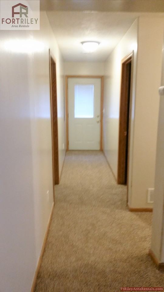 201 Marshall St - Photo 3 of 10