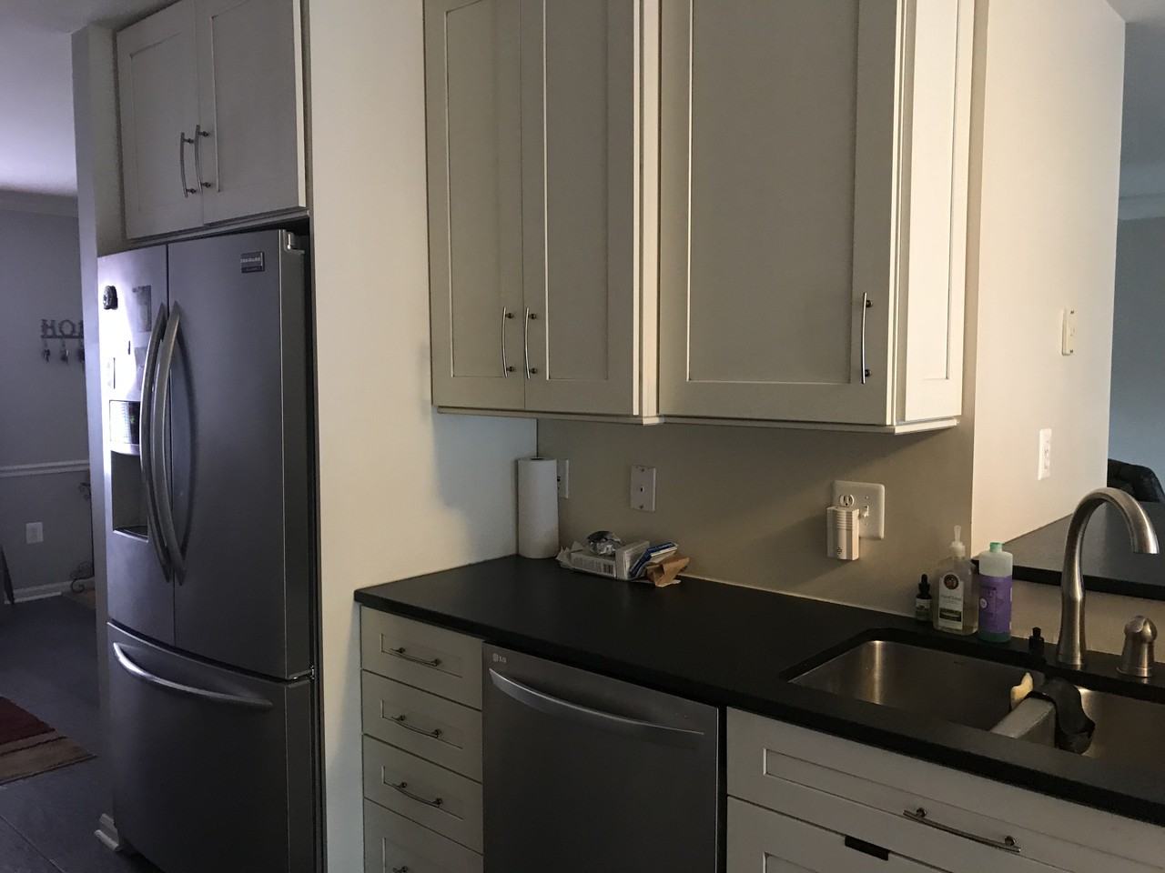 100 George Thomas Dr - Photo 2 of 8