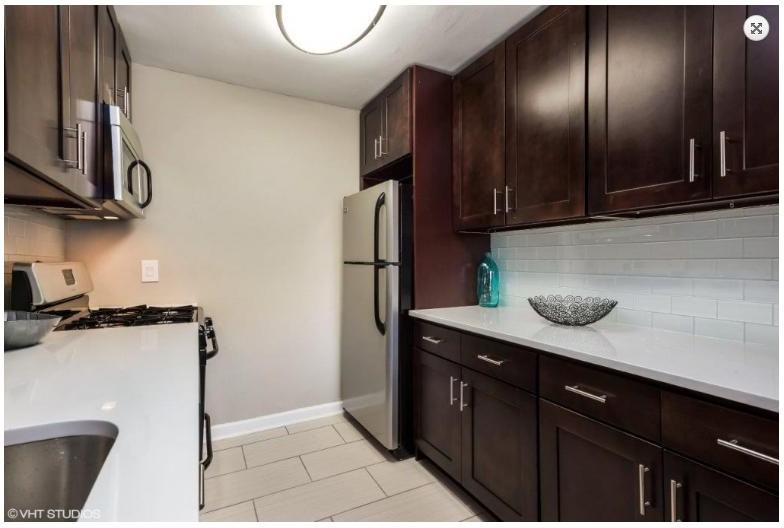 Metropark Station Apartments - Photo 3 of 12