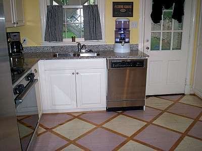 4508 Monument Ave - Photo 3 of 29