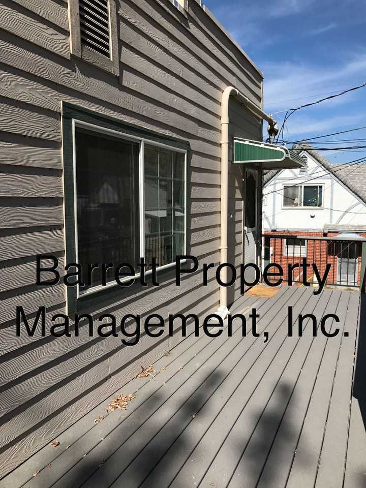 465 S Auburn St - Photo 2 of 9