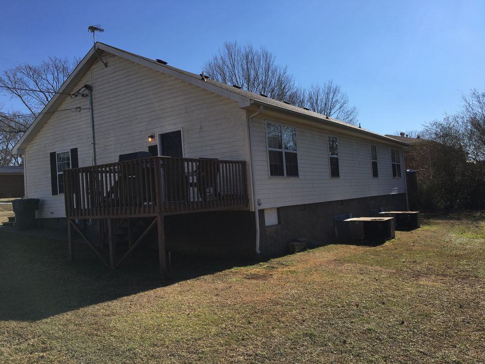 353 Walker St - Photo 2 of 2