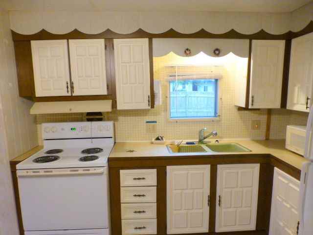12036 Grace Ln - Photo 3 of 18