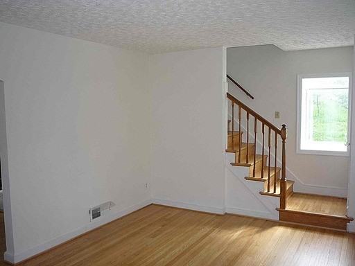 3003 Laurel Ave - Photo 3 of 18