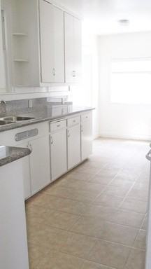 1844 79th Ave - Photo 3 of 8