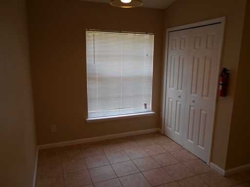11517 Citrus Cove Ct - Photo 3 of 12