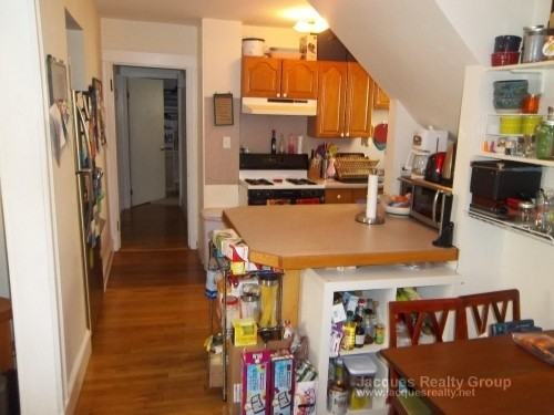 27 Corinthian Rd - Photo 2 of 9