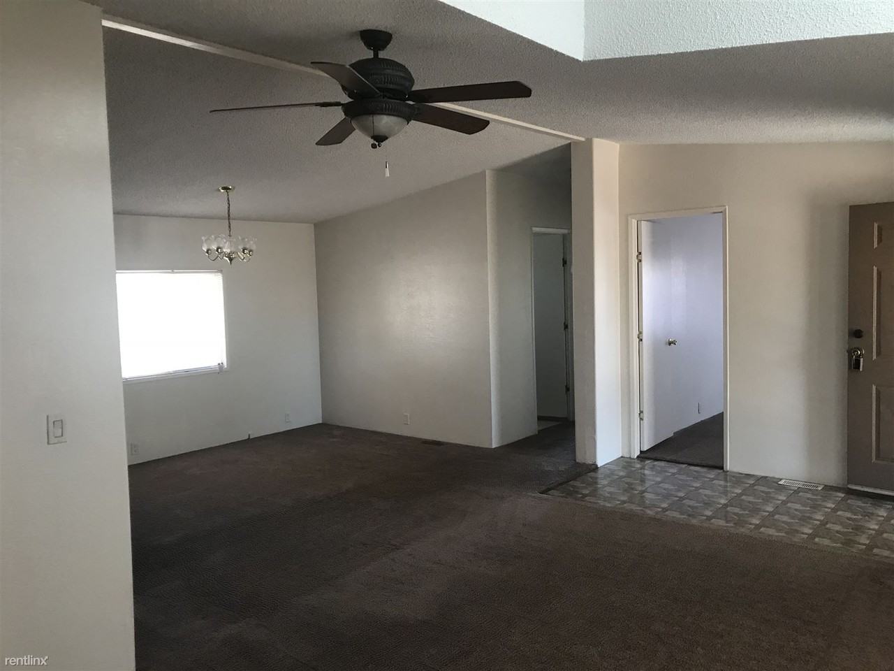 3801 W Abraham Ln - Photo 3 of 13