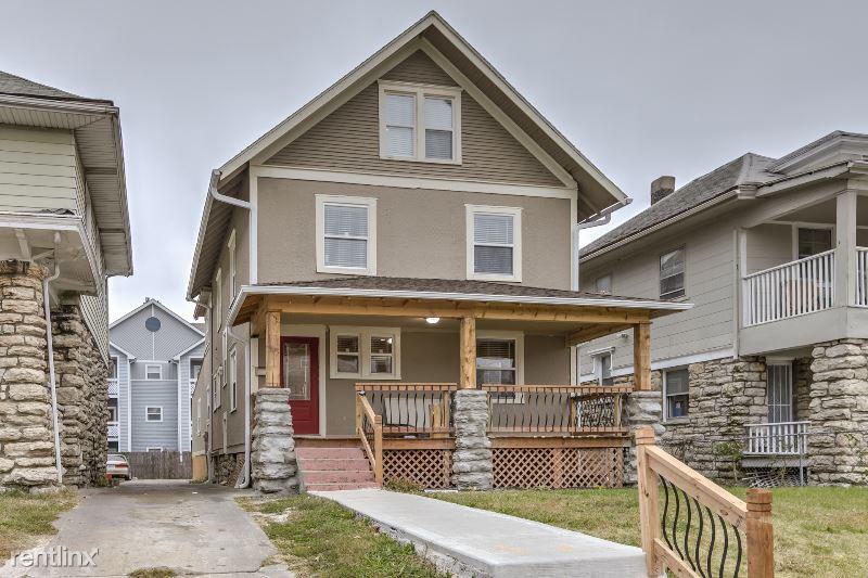 3113 Brooklyn Ave - Photo 2 of 25