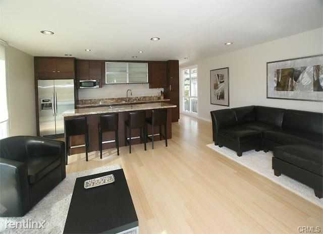 1053 Oro St - Photo 3 of 9