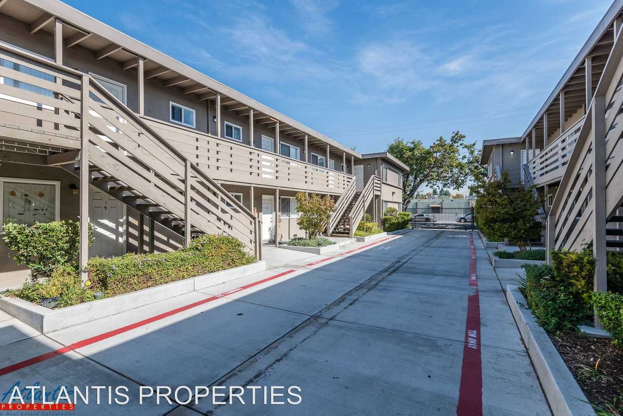 1445-1455 Kerley Drive - Photo 2 of 9