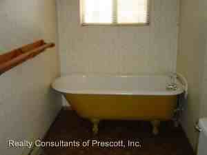 4676 E Robin Dr - Photo 2 of 3