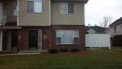 NORTHPOINTE TOWNHOMES - Photo 2 of 3