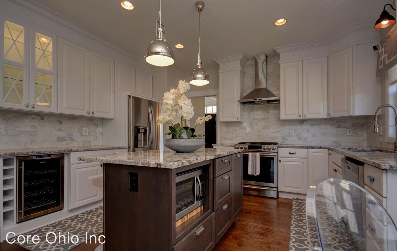 6774 Upper Brook Way - Photo 3 of 33