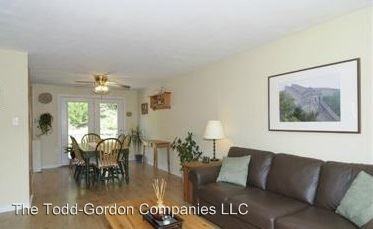 9680 Baltimore Ave - Photo 3 of 5