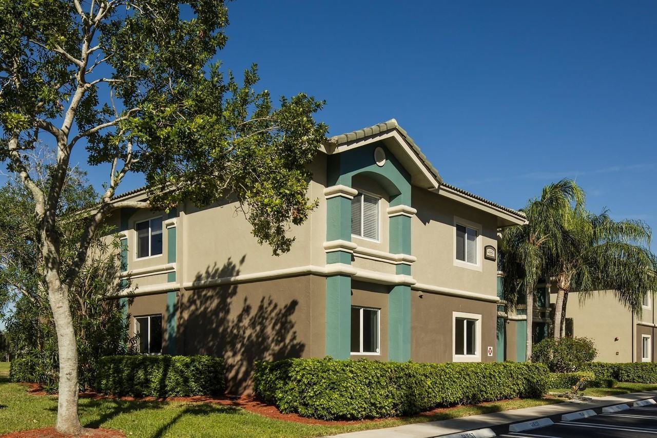 Citation Club - Photo 2 of 50