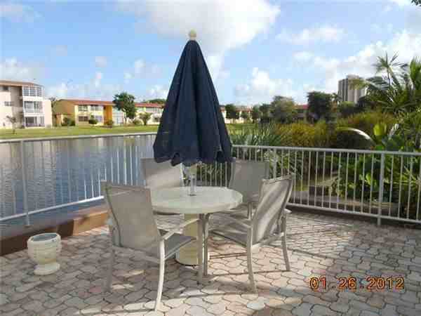 2815 NE 201st Terrace - Photo 3 of 9