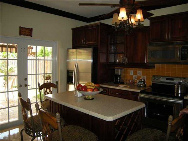 12908 SW 49th Ct - Photo 2 of 3