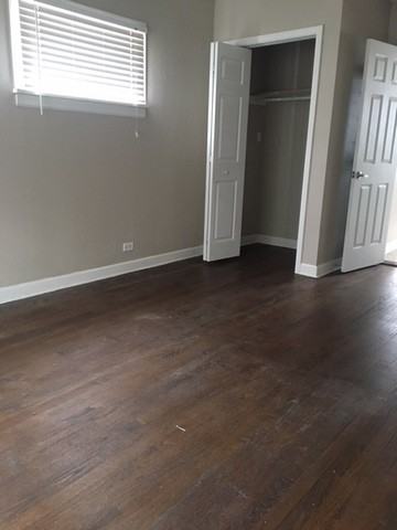 17844 Community St - Photo 3 of 10