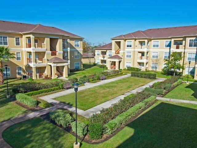 Avana Grand Palms - Photo 2 of 11