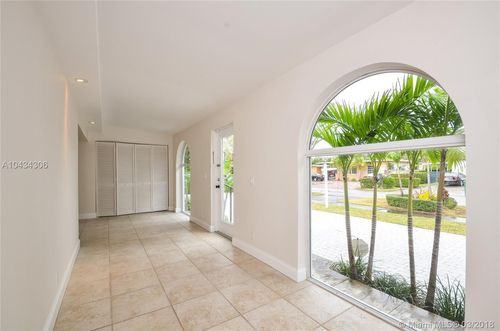 5940 SW 46th Terrace #5940 - Photo 3 of 8