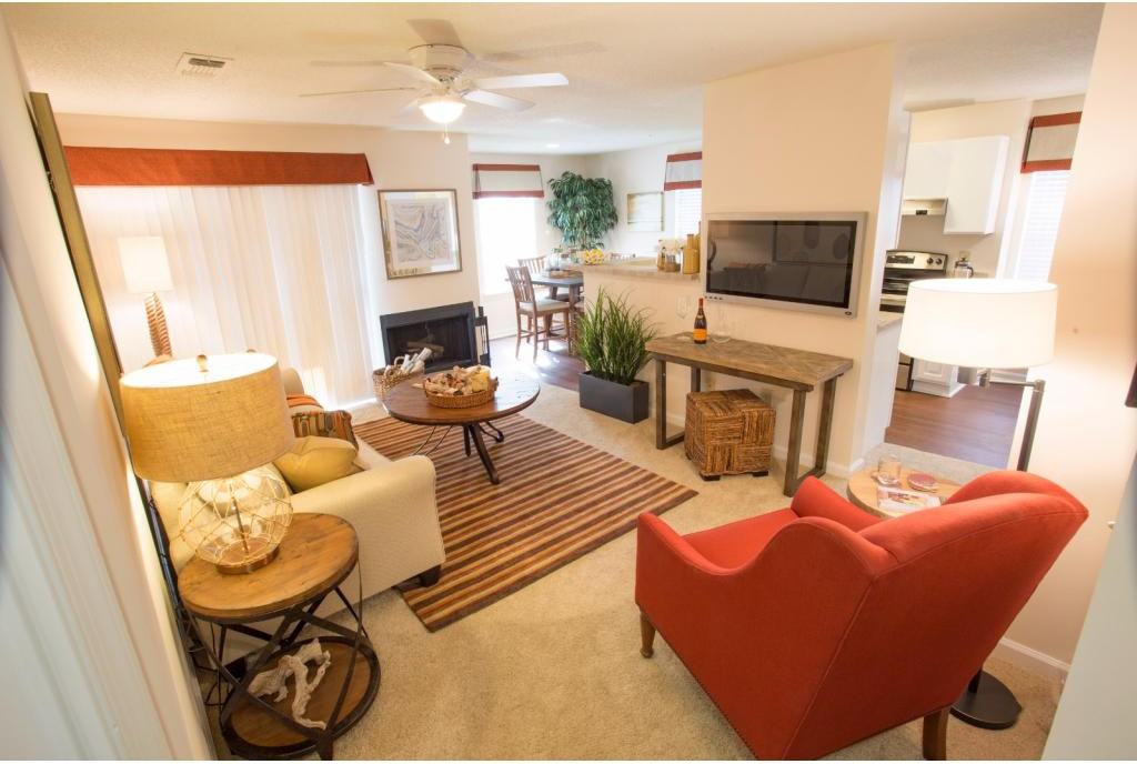 Marina Shores - Photo 2 of 14