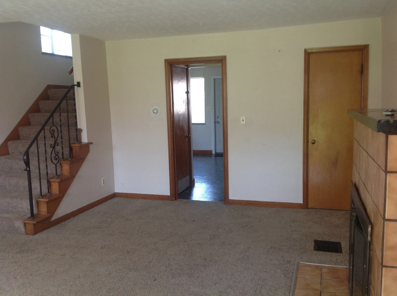 316 S Chase Ave #A - Photo 2 of 10