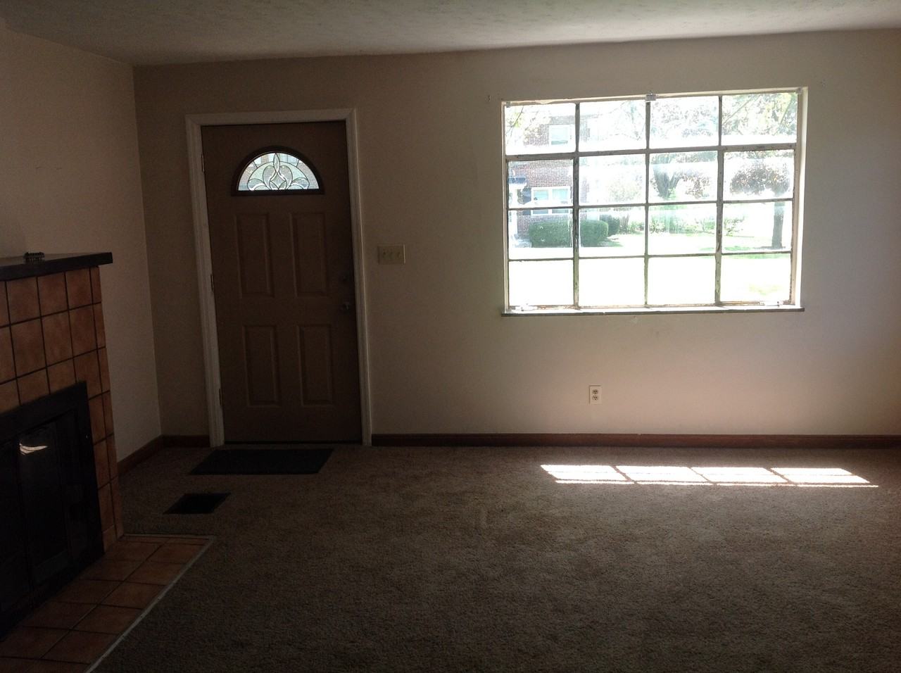 316 S Chase Ave #A - Photo 3 of 10